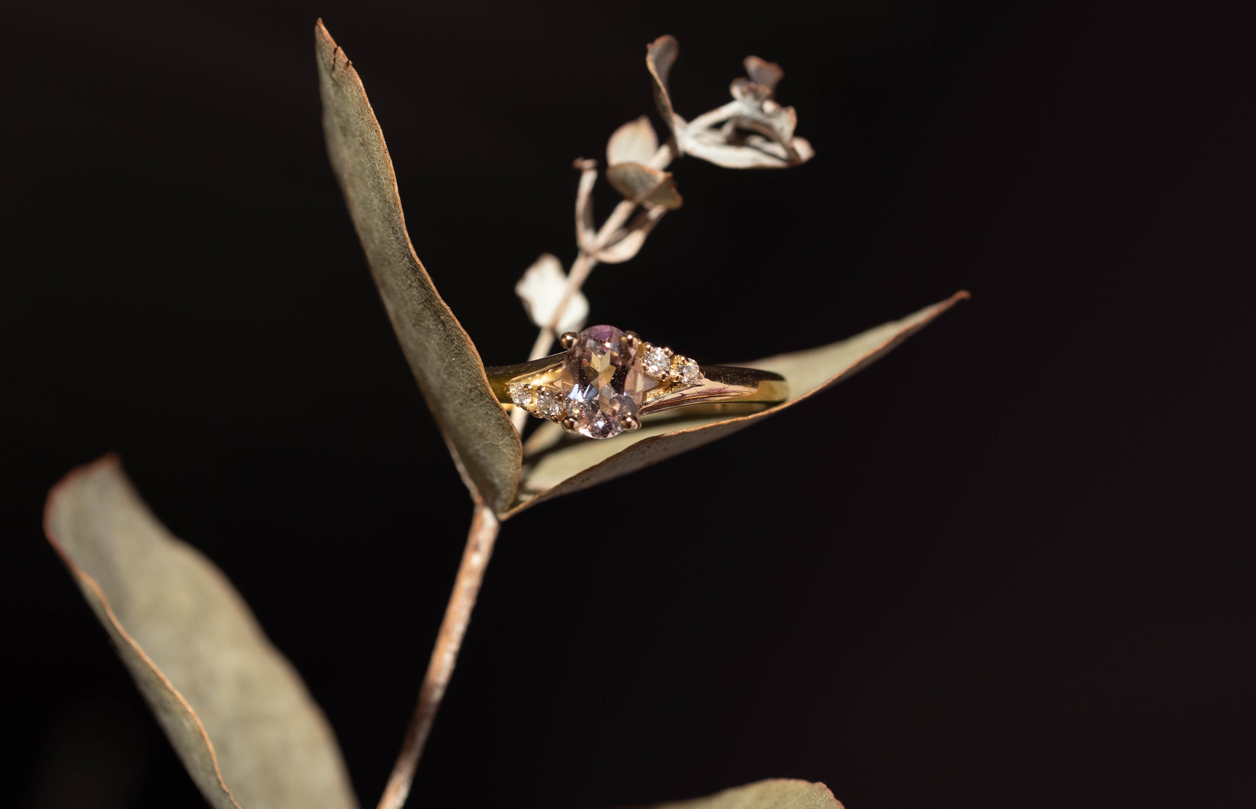 Baargoud, ring, morganiet, diamanten, handgemaakt 